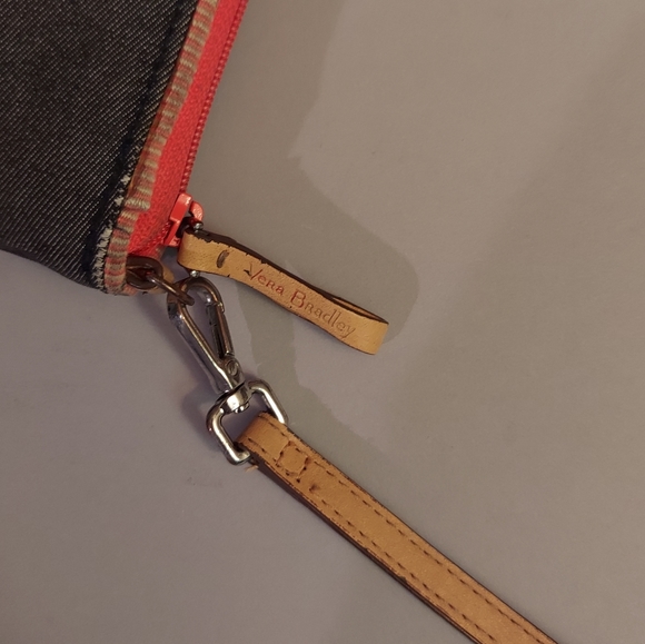 Vera Bradley embroidered desert theme with cactus and owl wristlet wallet - Picture 7 of 12